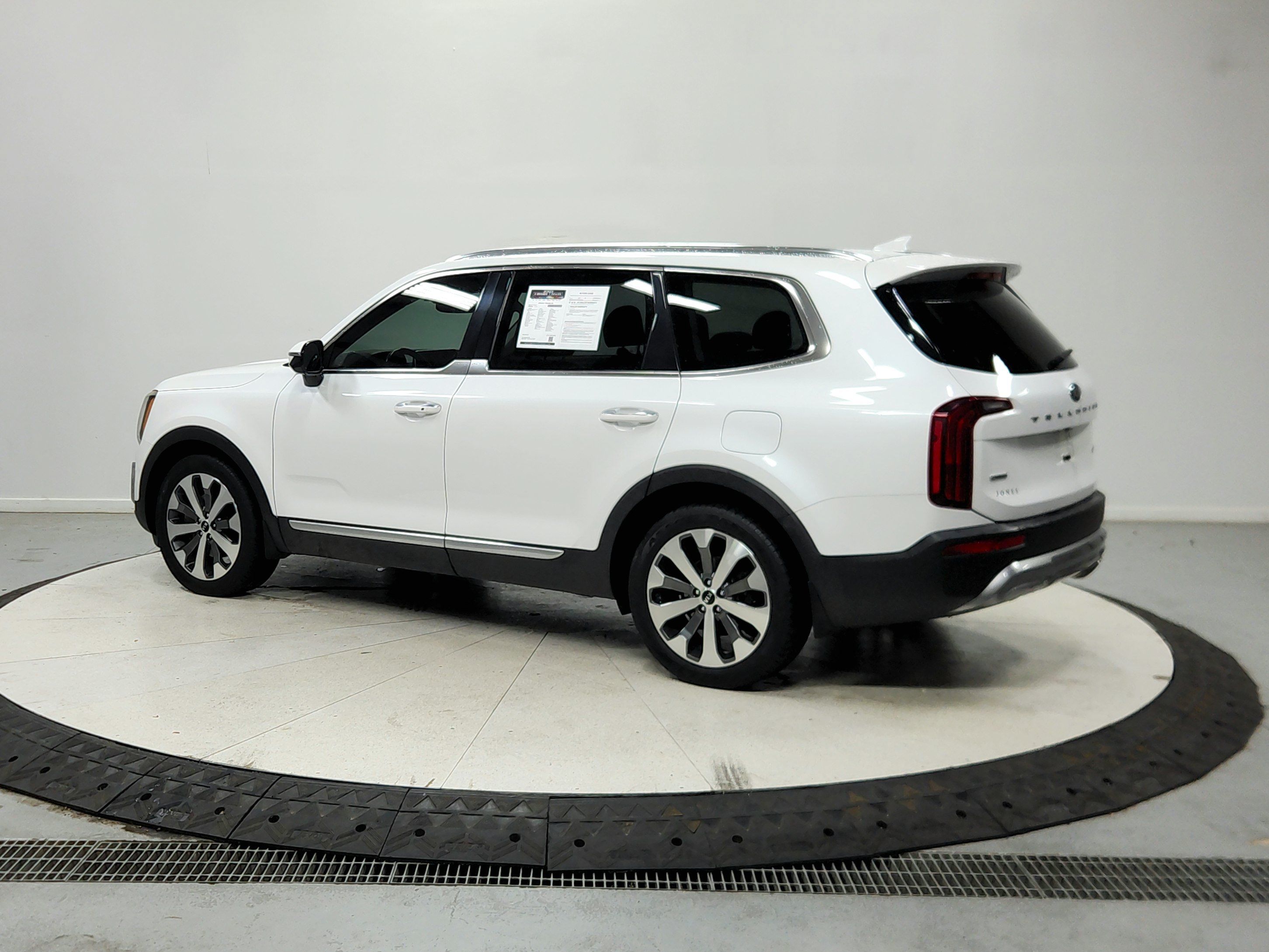 Used 2020 Kia Telluride SX AWD/4WD image 6