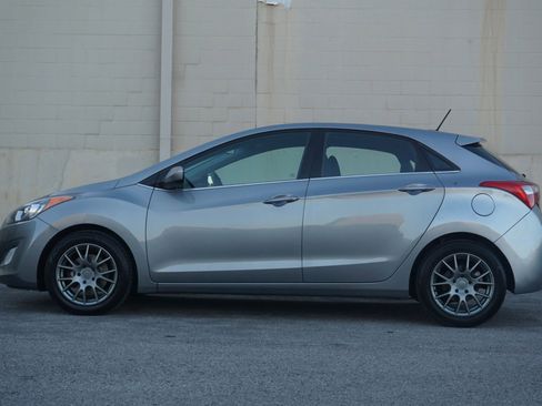 Used 2014 Hyundai Elantra GT image 8