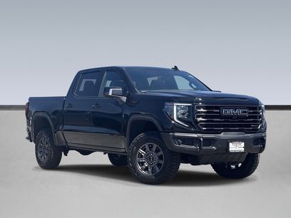 New 2026 GMC Sierra 1500 AT4X w/ LPO, Black Badging Package