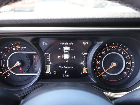 New 2026 Jeep Gladiator Sport AWD/4WD image 28