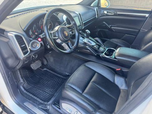 Used 2016 Porsche Cayenne Diesel AWD/4WD image 11