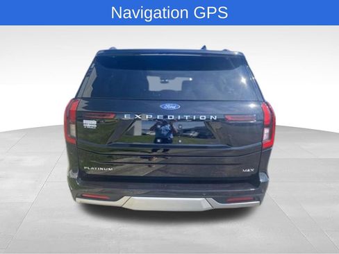 Used 2025 Ford Expedition Max Platinum AWD/4WD image 10