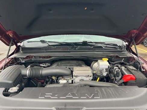 Used 2023 RAM 1500 Laramie AWD/4WD image 9