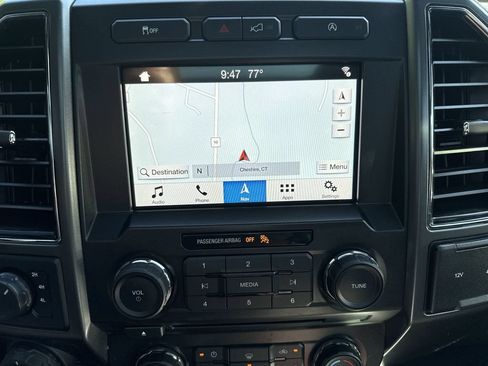 Used 2018 Ford F150 XLT w/ Equipment Group 302A Luxury AWD/4WD image 18