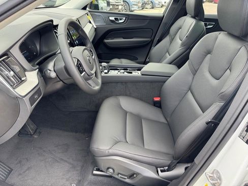 Certified 2025 Volvo XC60 B5 Plus w/ Protection Package Premier image 6