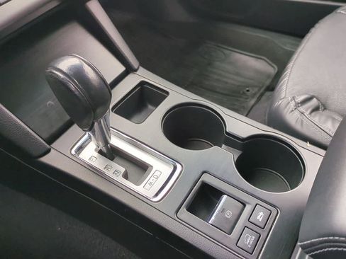 Used 2017 Subaru Outback 2.5i Limited image 32