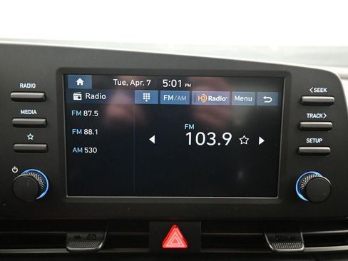 New 2026 Hyundai Elantra SEL Sport FWD image 11