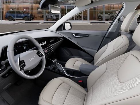 New 2026 Kia Niro EX FWD image 17