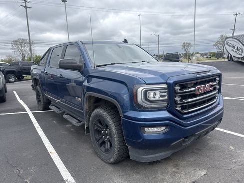 Used 2017 GMC Sierra 1500 SLT w/ All Terrain X Package AWD/4WD image 5