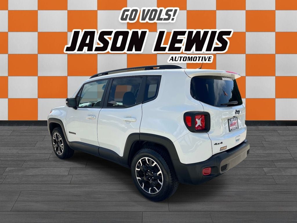 Used 2023 Jeep Renegade Latitude AWD/4WD image 5