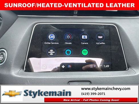 Used 2023 Cadillac XT4 Premium Luxury w/ Enhanced Visibility Package FWD image 27
