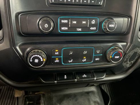 Used 2016 Chevrolet Silverado 2500 W/T w/ Snow Plow Prep Package AWD/4WD image 15