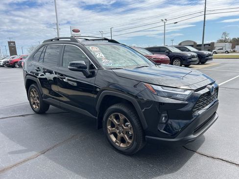 Used 2024 Toyota RAV4 AWD Hybrid image 21