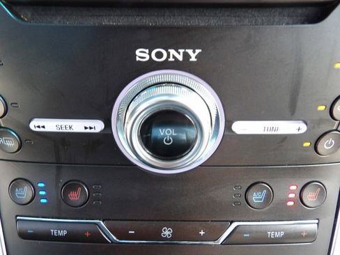 Certified 2018 Ford Edge Titanium w/ Equipment Group 301A FWD image 19