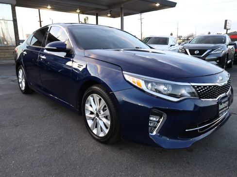 Used 2018 Kia Optima S w/ Panoramic Sunroof Package image 35