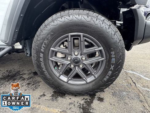 Used 2024 Jeep Wrangler Sport S image 30