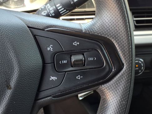 Used 2024 Chevrolet Trax LS FWD image 25