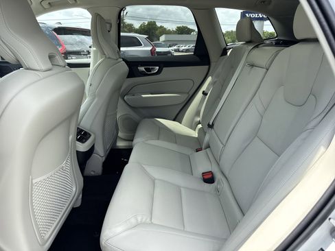 New 2026 Volvo XC60 B5 Ultra w/ Protection Package Premier AWD/4WD image 13