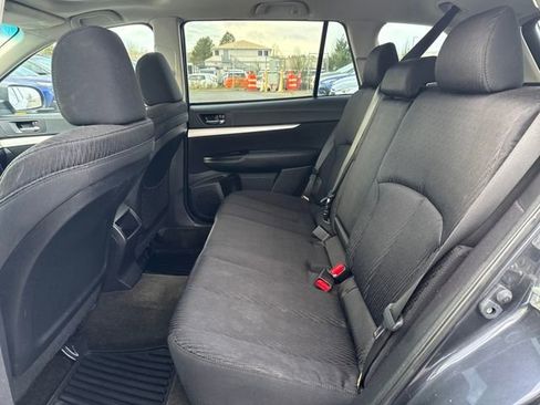 Used 2011 Subaru Outback 2.5i Premium image 14