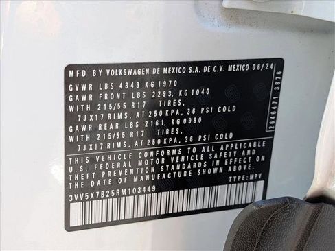 Used 2024 Volkswagen Taos S image 18