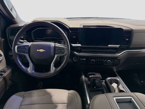 Used 2022 Chevrolet Silverado 1500 LTZ w/ LTZ Convenience Package II AWD/4WD image 23