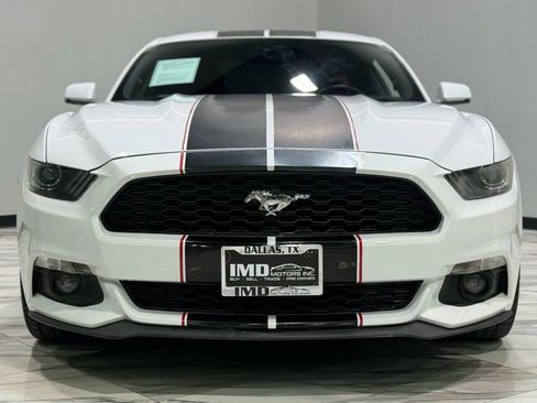 Used 2017 Ford Mustang Premium image 3