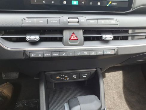 New 2026 Kia K4 LXS image 14