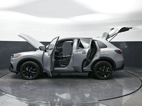 Certified 2025 Honda HR-V Sport image 46