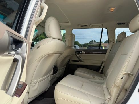 Used 2017 Lexus GX 460 Premium AWD/4WD image 17