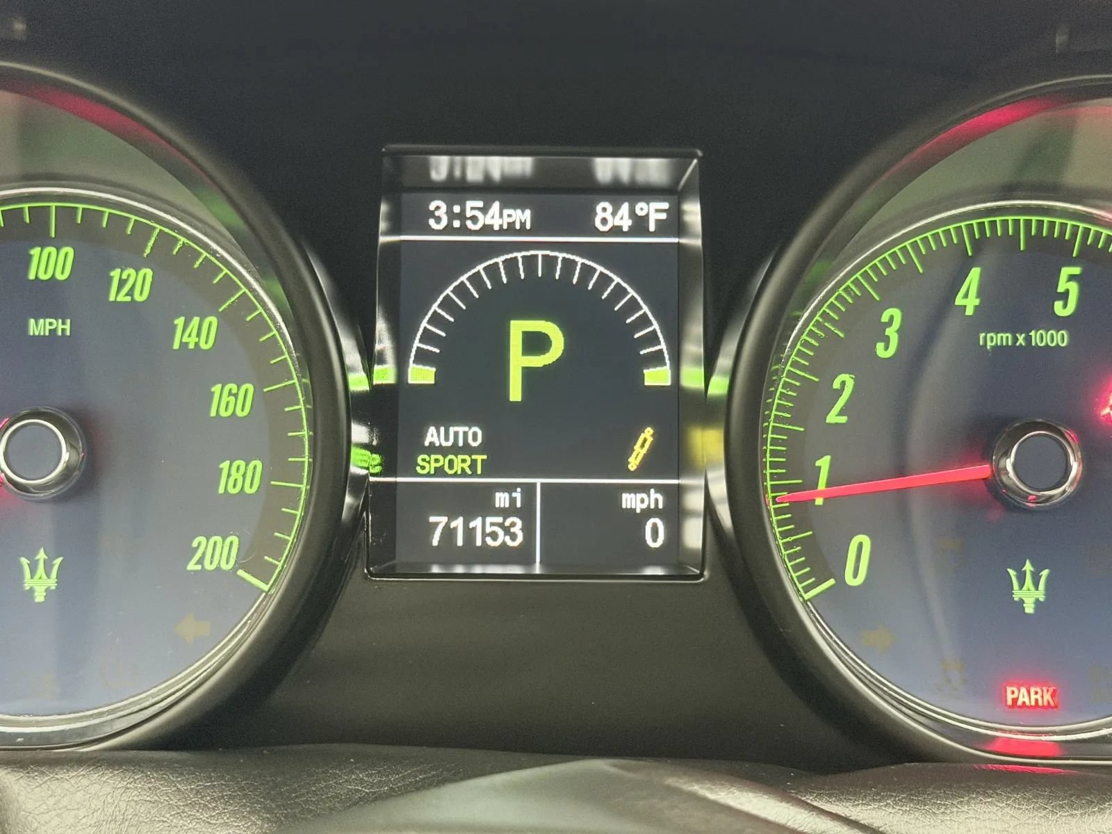 Used 2018 Maserati GranTurismo Sport RWD image 11