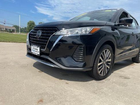 Used 2021 Nissan Kicks SV FWD image 14