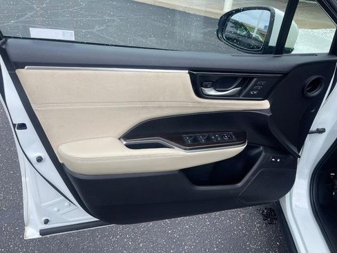 Used 2020 Honda Clarity Touring image 17