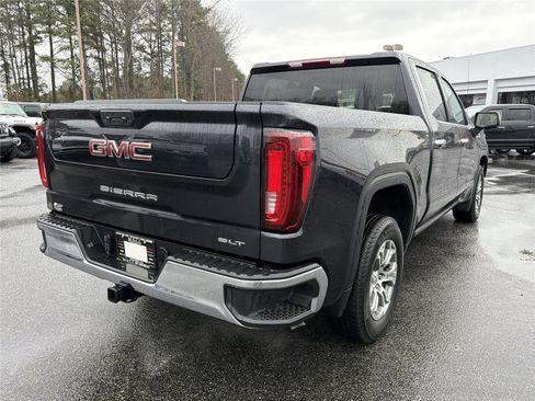 Used 2025 GMC Sierra 1500 SLT image 6