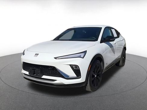 Used 2025 Buick Envista Sport Touring image 7