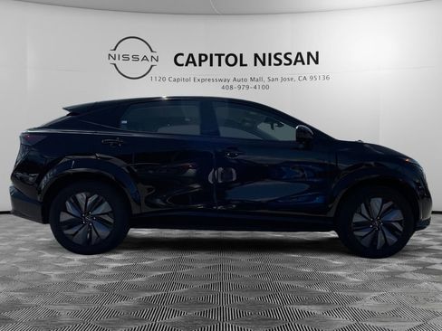 Used 2023 Nissan Ariya AWD image 4