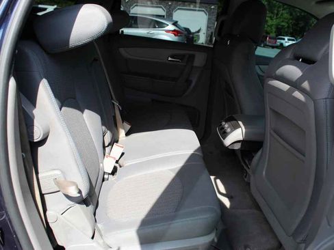 Used 2017 Chevrolet Traverse LS FWD image 30