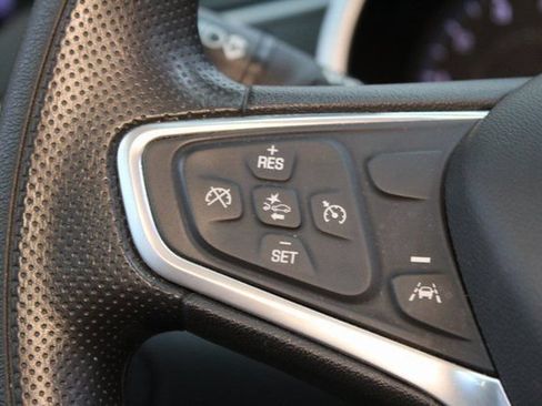 Used 2023 Chevrolet Malibu LT FWD image 18