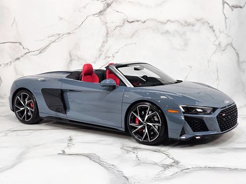 Used 2022 Audi R8 V10 performance RWD image 11