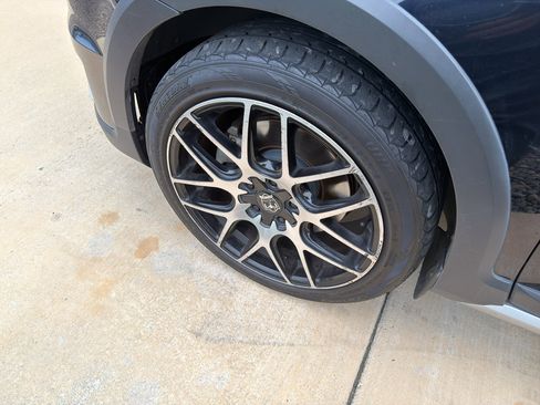 Used 2017 Volkswagen Golf Alltrack SEL image 10