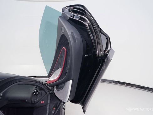 Used 2020 McLaren GT RWD image 10