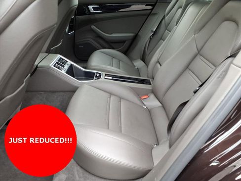 Used 2018 Porsche Panamera 4 image 14