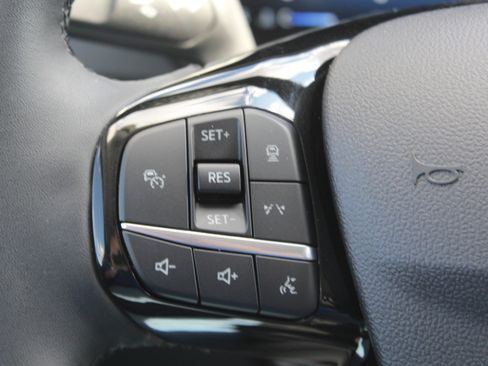 Used 2024 Ford Escape Active w/ Tech Pack #2 FWD image 8