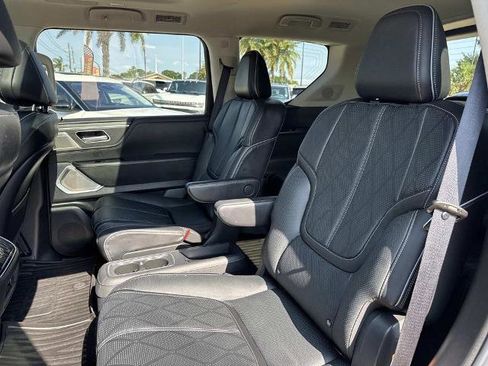 Used 2025 INFINITI QX80 Sensory w/ Exterior Package AWD/4WD image 19