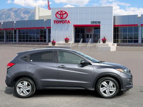 Used 2019 Honda HR-V EX image 3