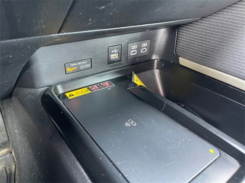 Used 2026 Toyota Camry SE image 26