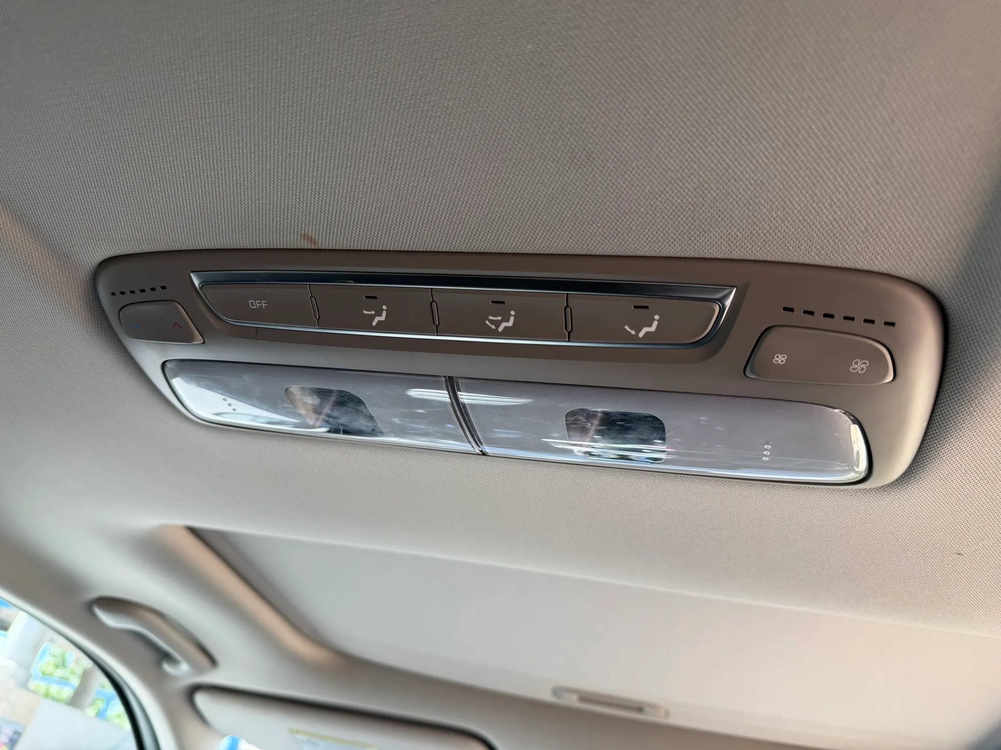 Used 2021 Kia Telluride S FWD image 6