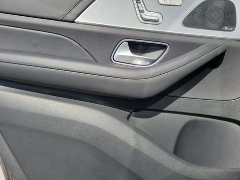 Used 2022 Mercedes-Benz GLS 450 4MATIC image 19