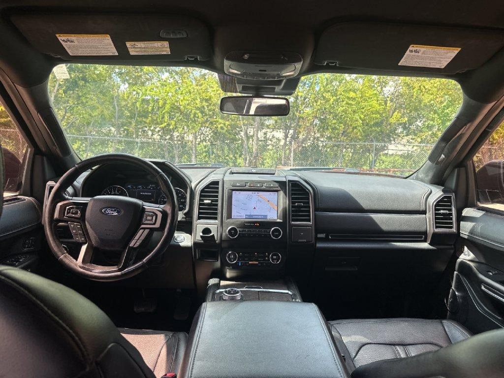 Used 2020 Ford Expedition Limited RWD image 16