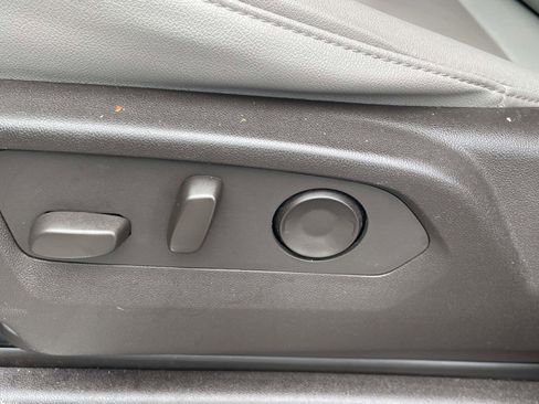 Used 2023 Chevrolet Tahoe LT image 12