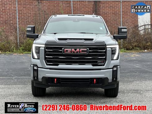 Used 2024 GMC Sierra 2500 AT4 w/ AT4 Preferred Package image 9
